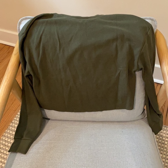 NWT Zara Top! Size small! Never worn! - Picture 3 of 3